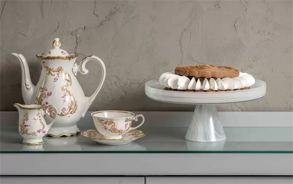 Блюдо на ножке d 28 см h 13 см, стекло, цвет / декор белый, Asos